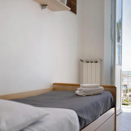 Апартаменты Casa Edda - Sea View Диано-Марина