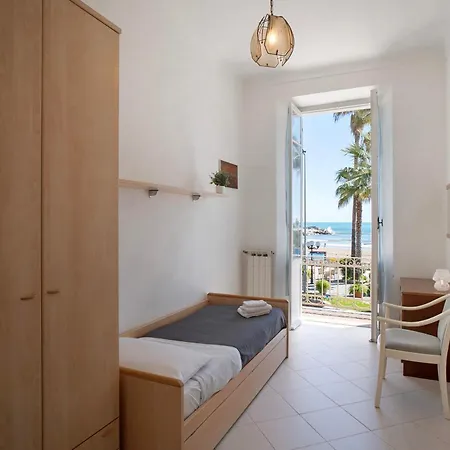 Casa Edda - Sea View Διαμέρισμα *